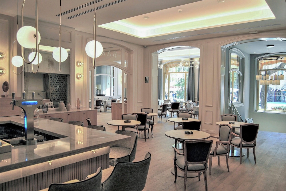 Lamaro Hotel photo 3