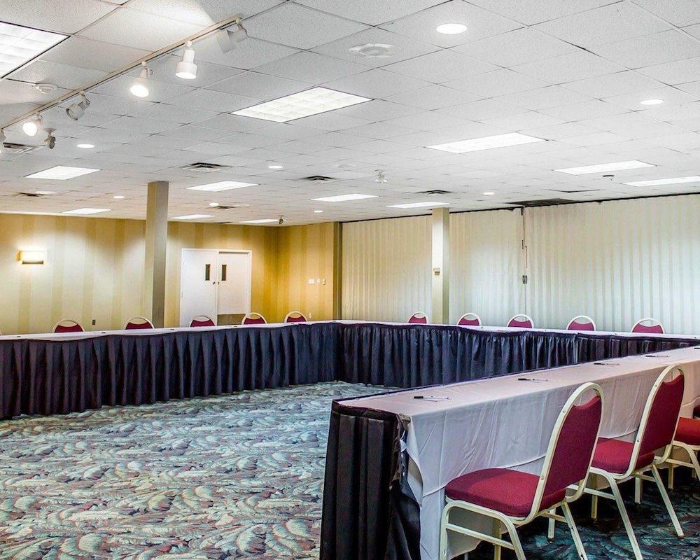 Wilkes-Barre Inn and Suites