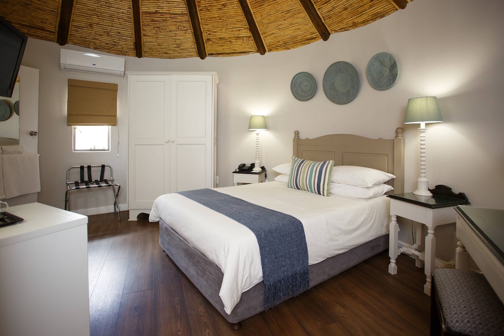 Protea Hotel by Marriott Oudtshoorn Riempie Estate