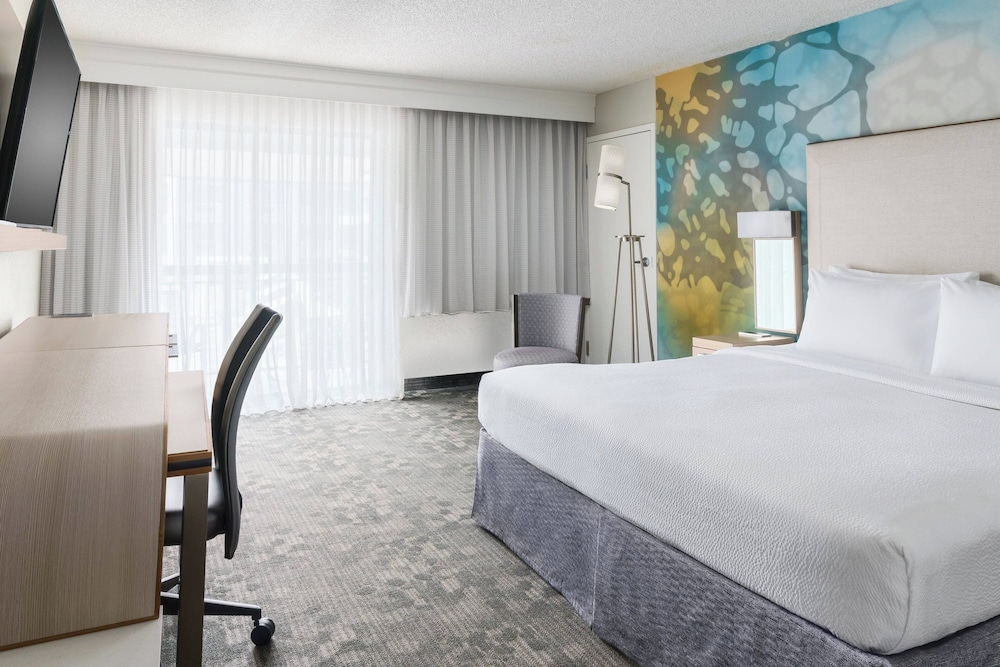 Courtyard by Marriott Lake Buena Vista at Vista Centre