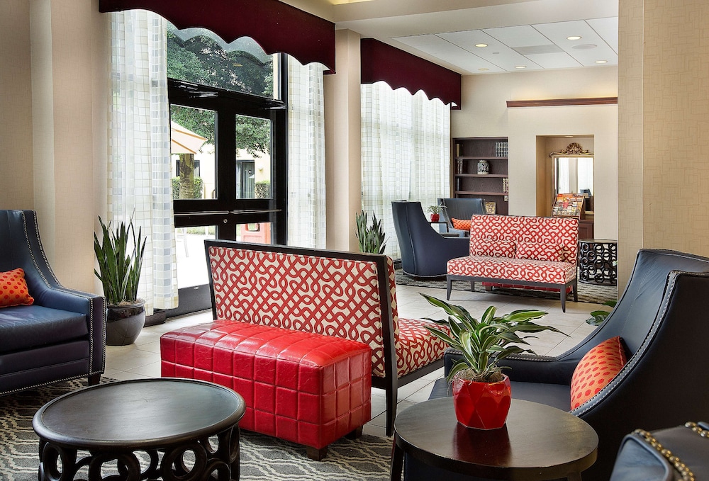 DoubleTree by Hilton Charlotte Airport photo 2