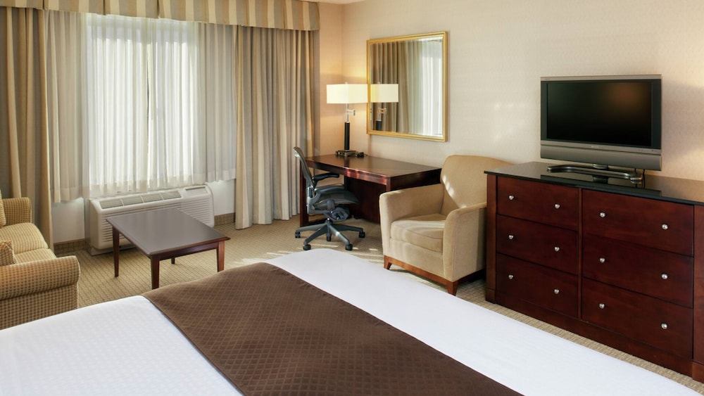 DoubleTree by Hilton Charlotte Airport photo 4