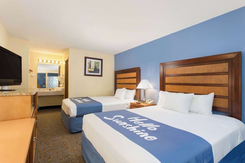 Days Inn by Wyndham Renfro Valley Mount Vernon