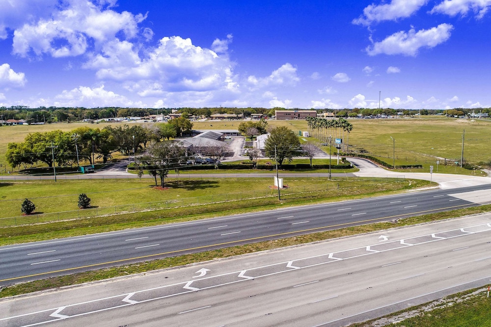 Rodeway Inn & Suites Haines City - Winter Haven