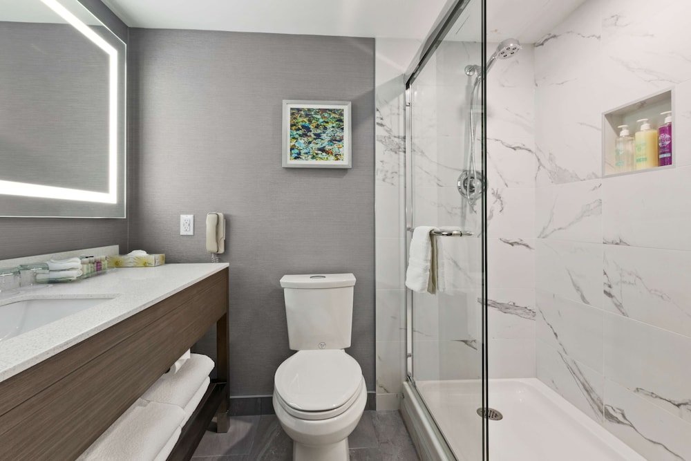 Best Western Premier Calgary Plaza Hotel & Conference Centre