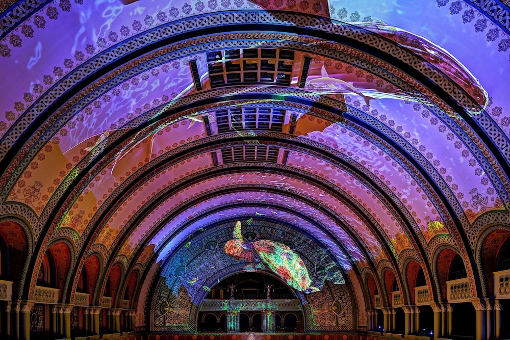 St. Louis Union Station Hotel, Curio Collection by Hilton