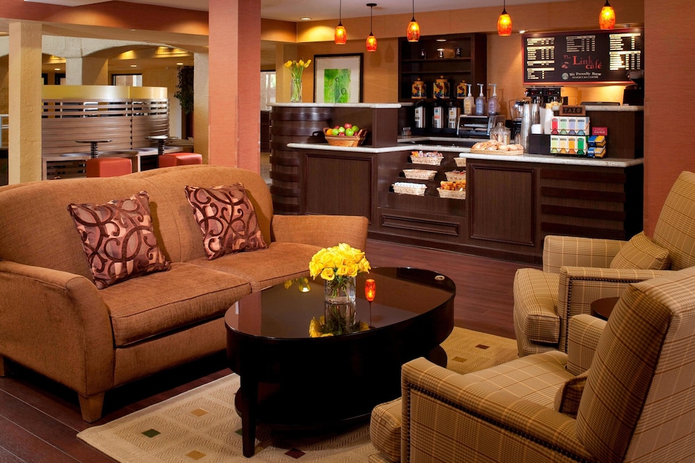 Sheraton Tucson Hotel and Suites