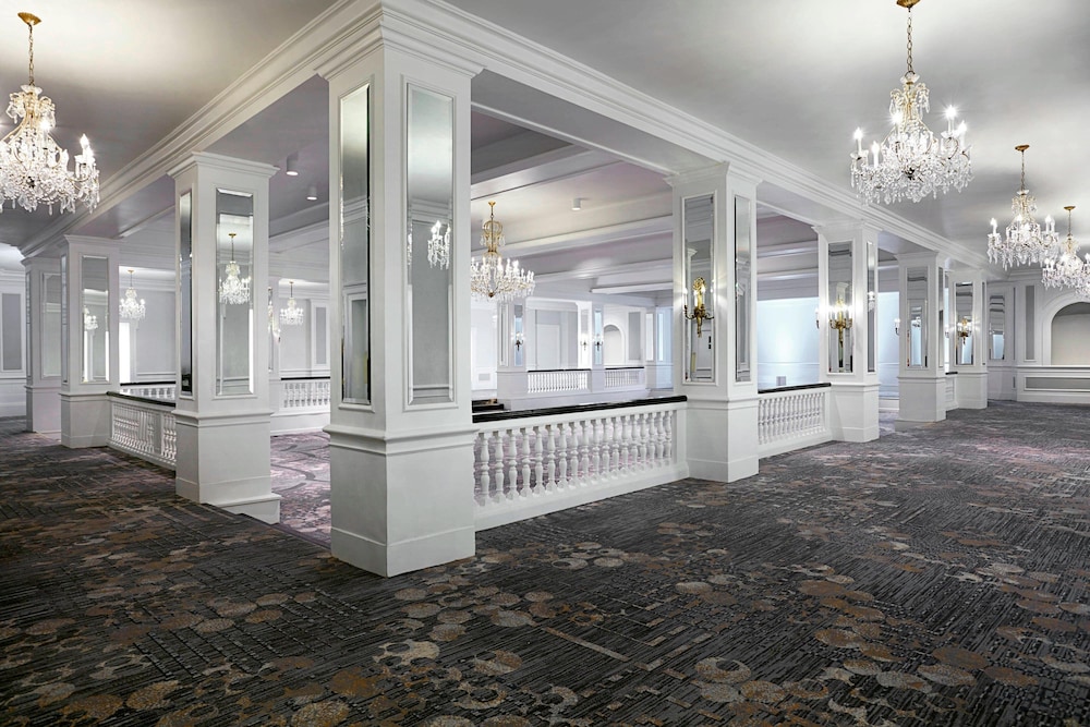 The Mayflower Hotel, Autograph Collection