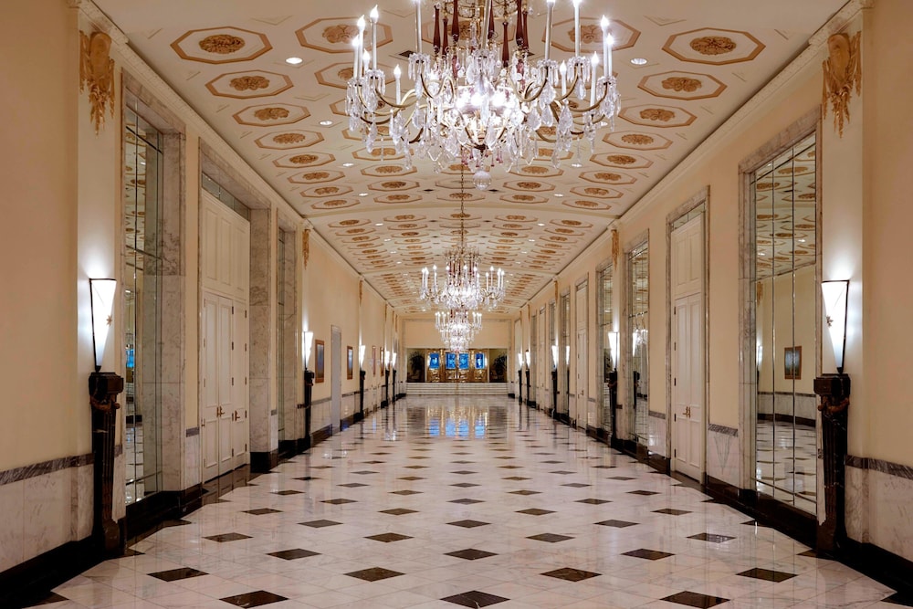 The Mayflower Hotel, Autograph Collection