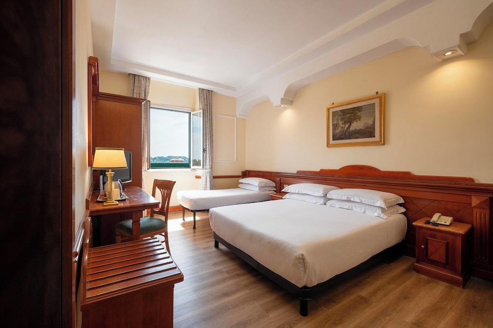 Hotel Hiberia photo 2