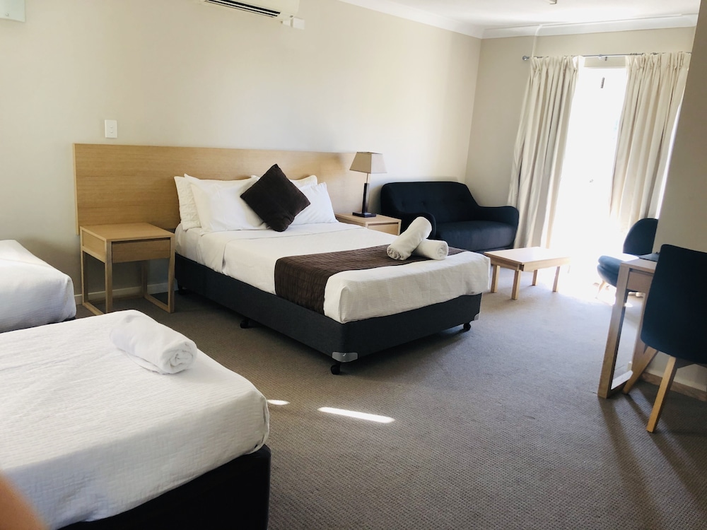 Hamilton Brisbane Airport Hotel 