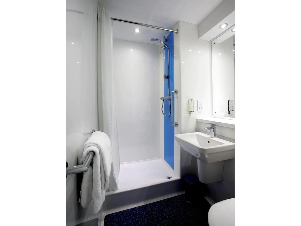 Travelodge London Kings Cross Royal Scot Hotel