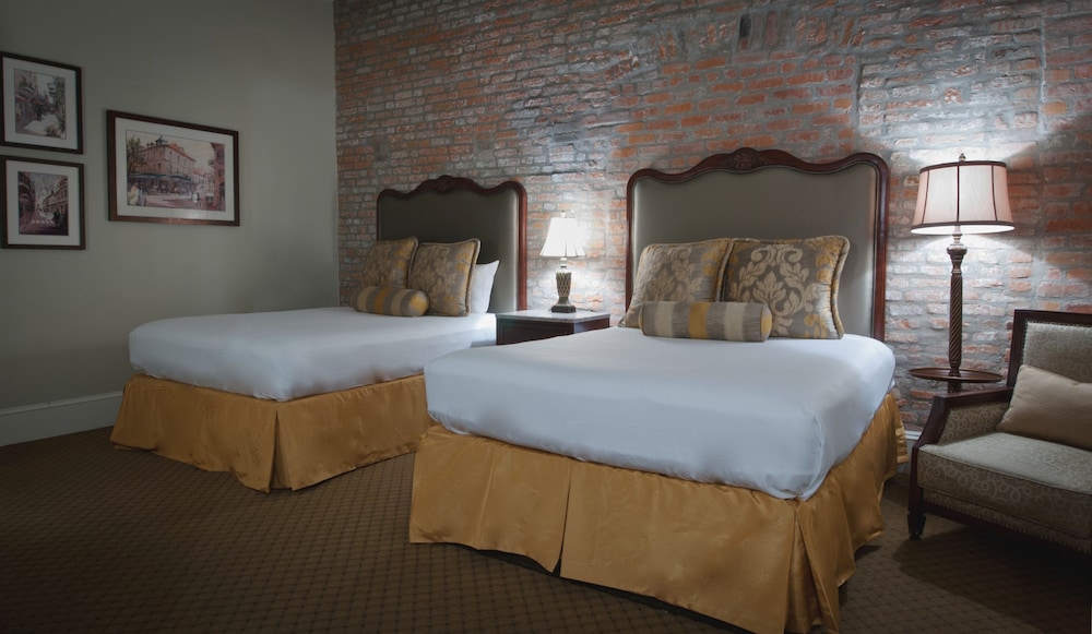French Market Inn