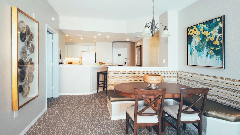 Holiday Inn Club Vacations at Orange Lake Resort by IHG