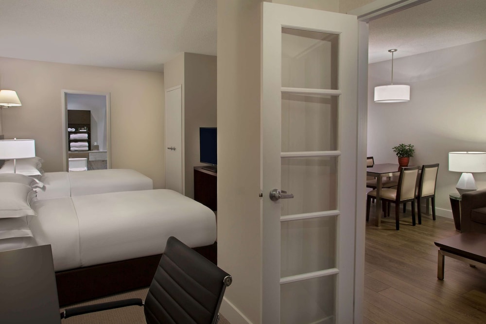 Hilton Toronto/Markham Suites Conference Centre & Spa