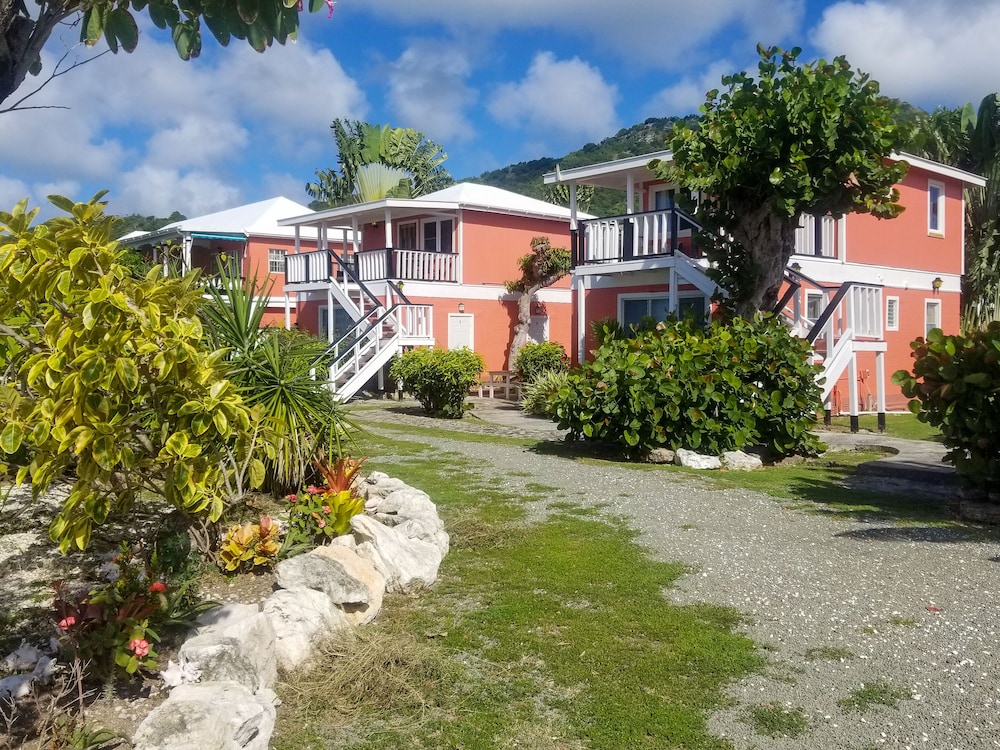The Catamaran Hotel photo 2