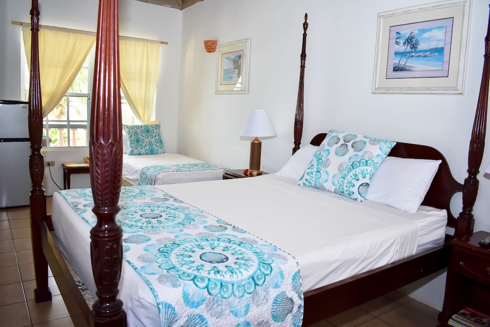 The Catamaran Hotel photo 3