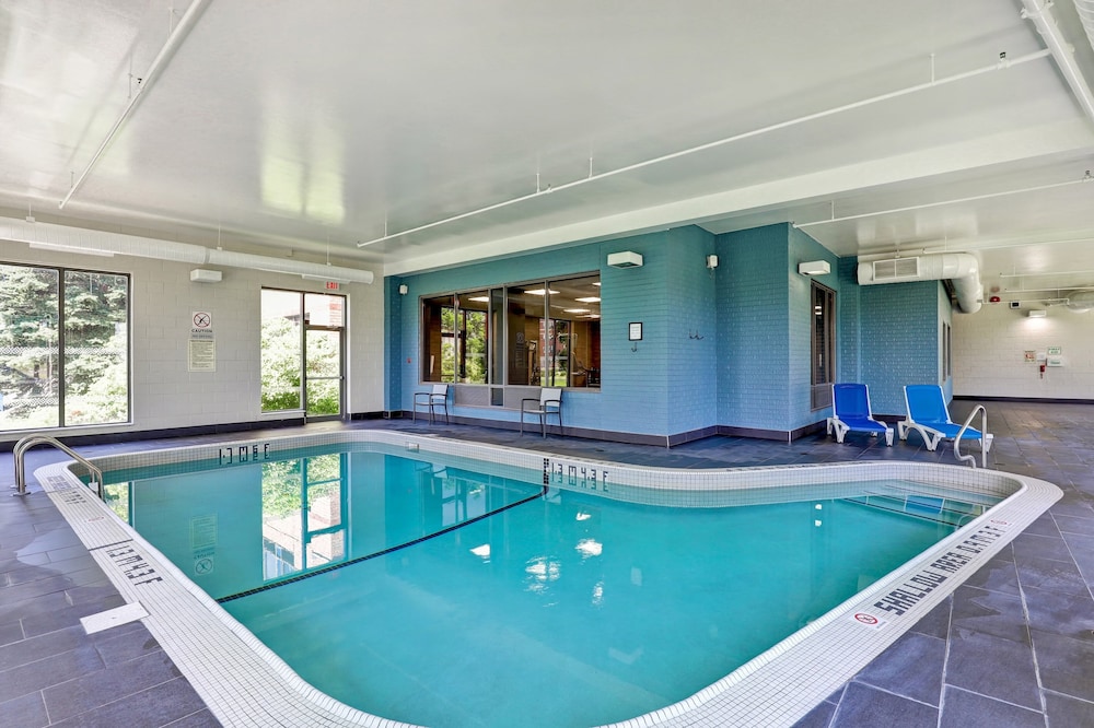Four Points by Sheraton St. Catharines Niagara Suites