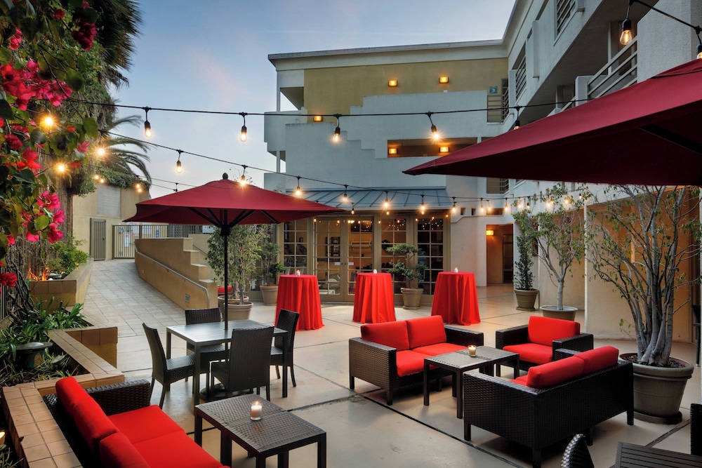 Courtyard by Marriott Los Angeles Century City/Beverly Hills photo 4