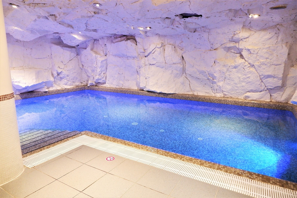 AC Hotel by Marriott Ambassadeur Antibes - Juan Les Pins photo 3