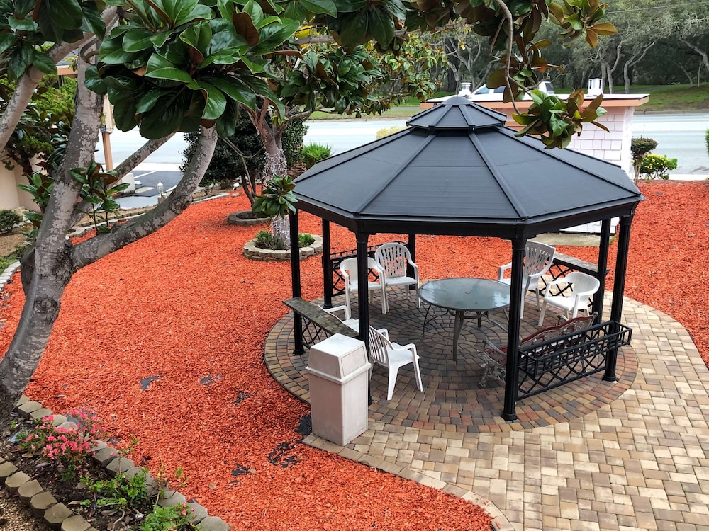 Americas Best Value Presidents Inn on Munras