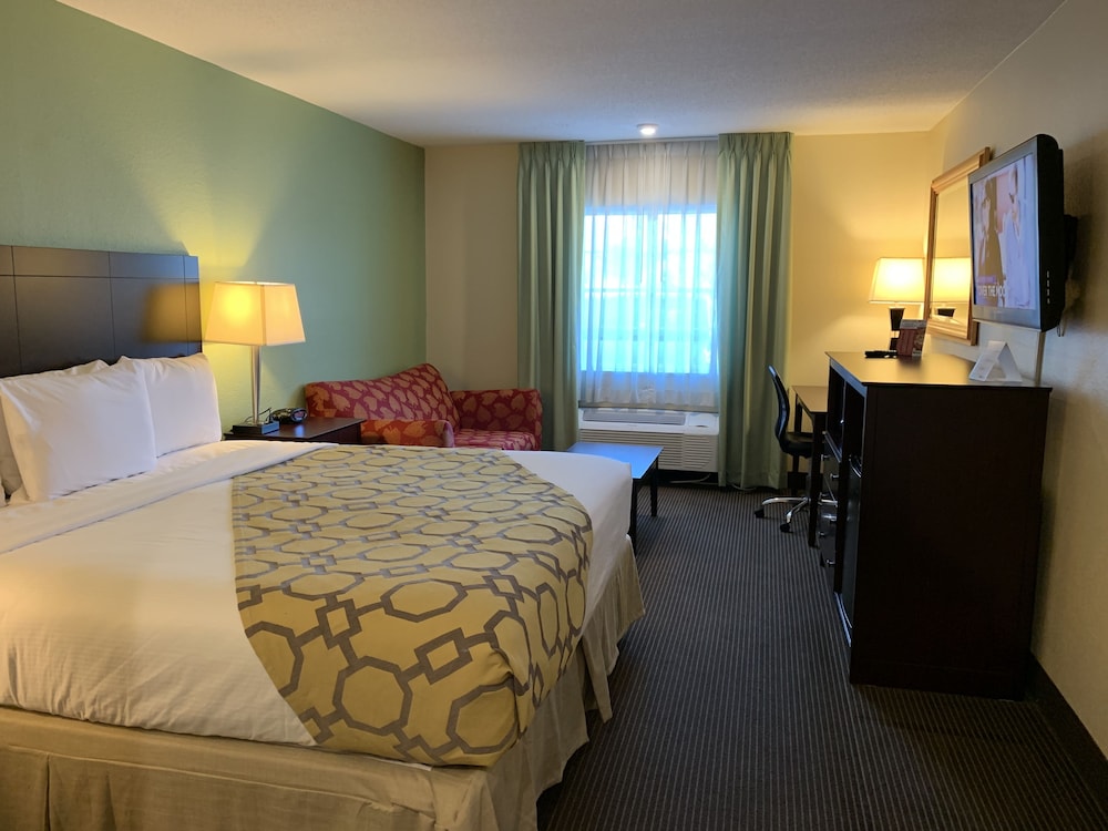 Baymont by Wyndham Jefferson City