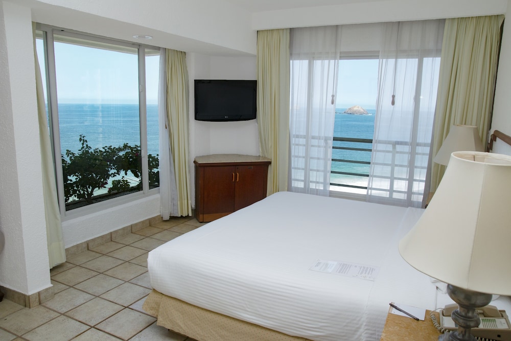 Emporio Ixtapa - with Optional All Inclusive photo 5