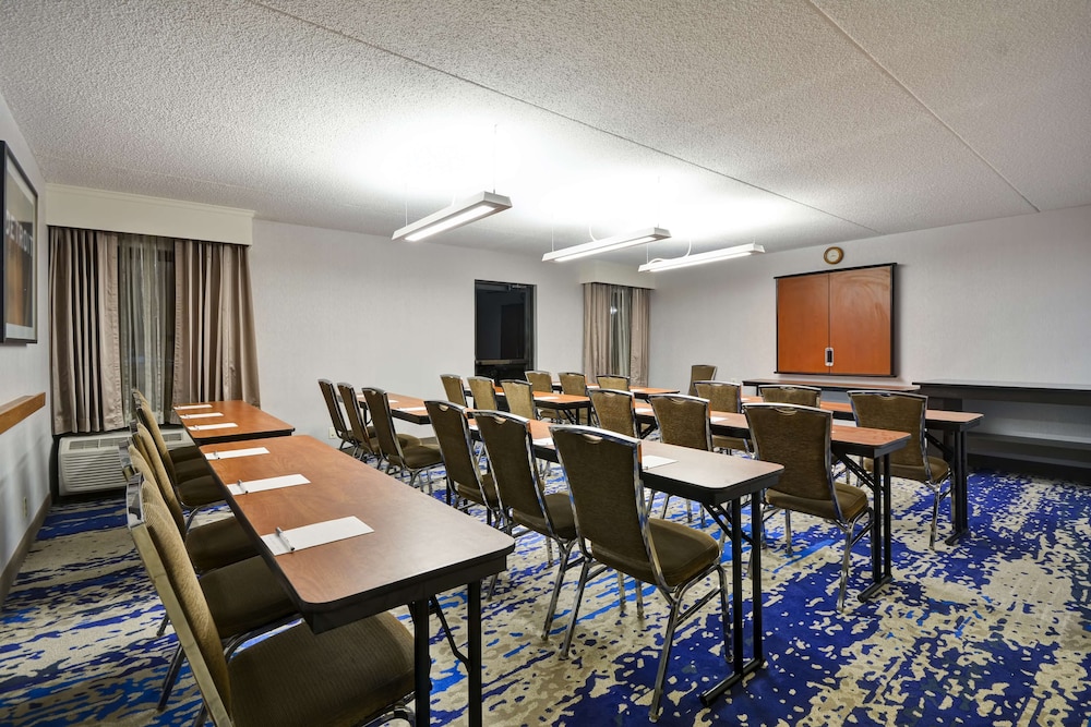 Hampton Inn Detroit/Northville