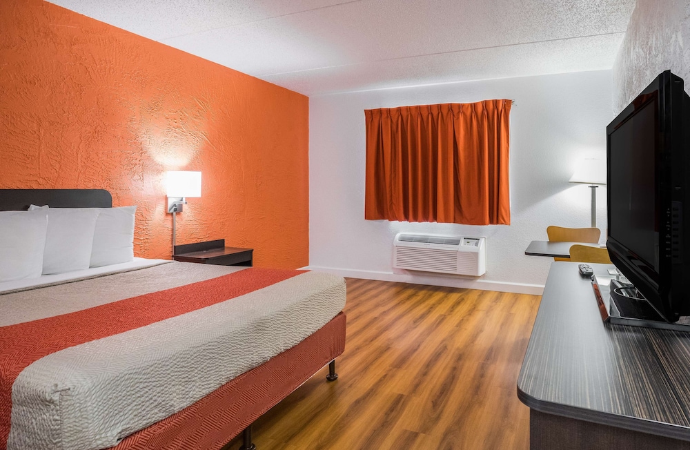 Motel 6 Prospect Heights, IL