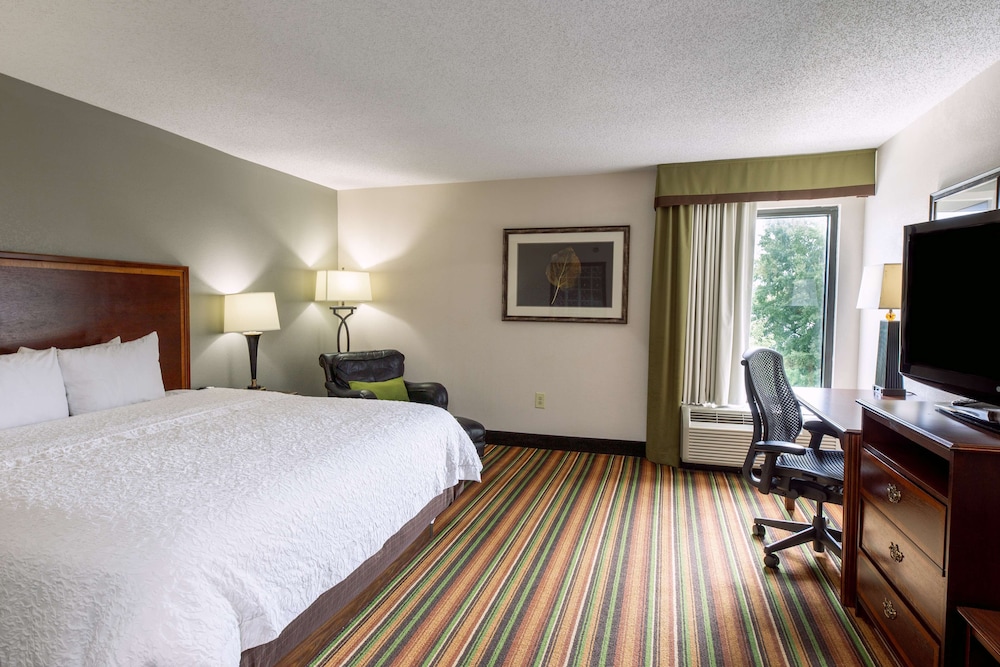 Hampton Inn Winston-Salem Hanes Mall