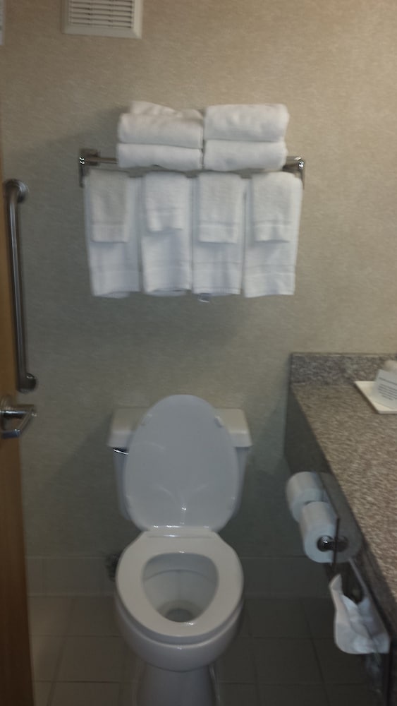Quality Inn & Suites