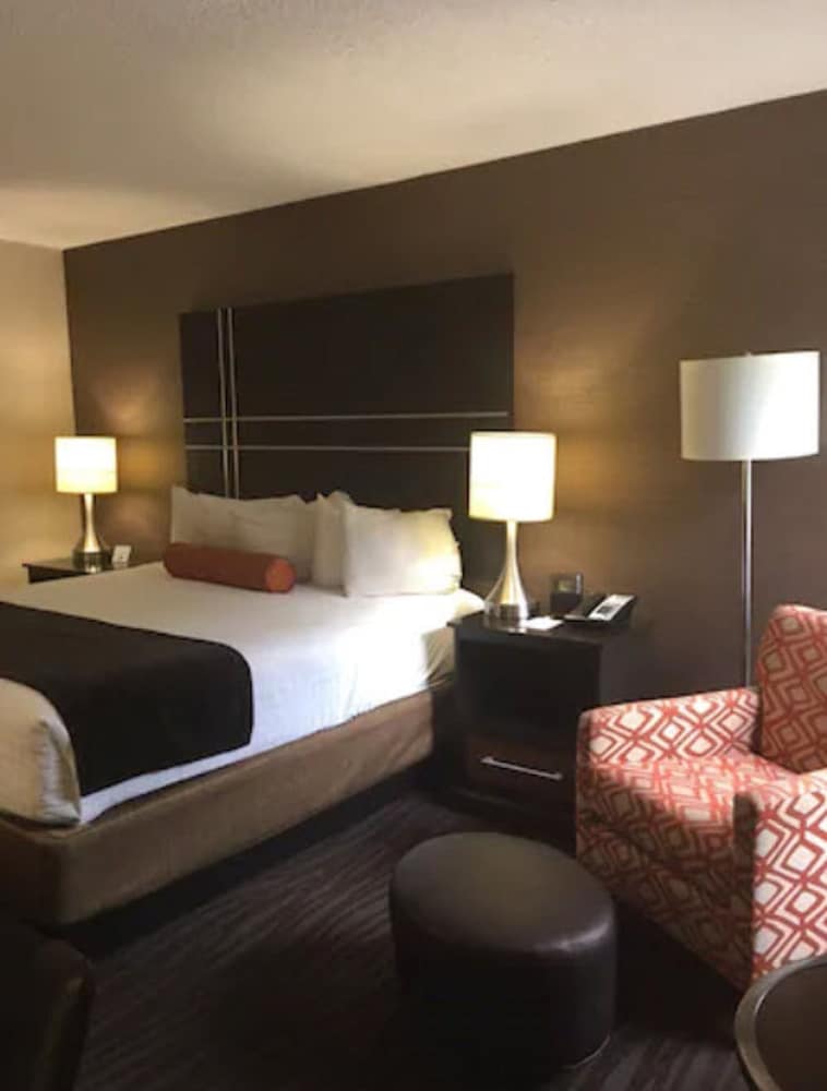 Best Western Plus BWI Airport Hotel / Arundel Mills
