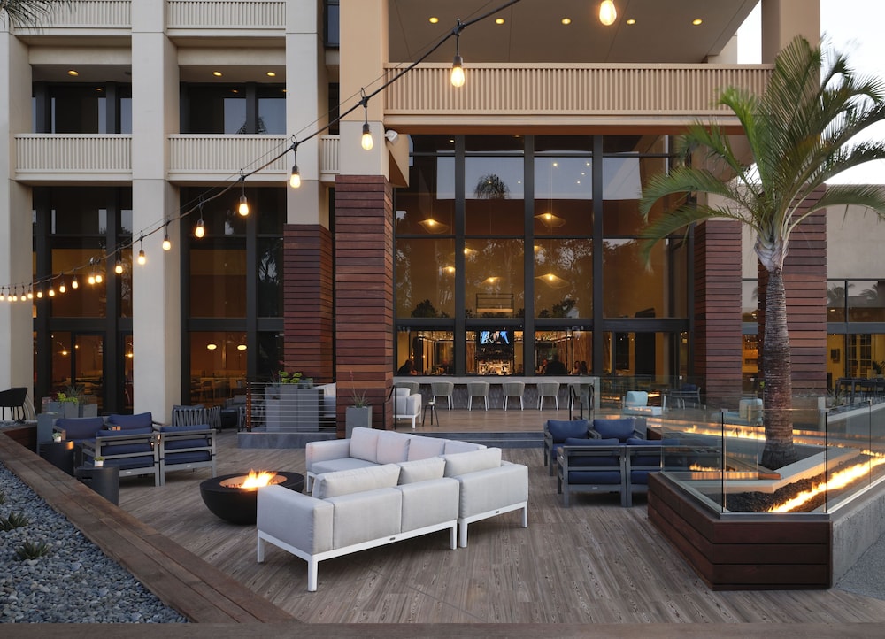 Hotel Fera Anaheim, a DoubleTree by Hilton
