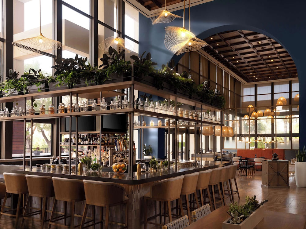 Hotel Fera Anaheim, a DoubleTree by Hilton photo 4