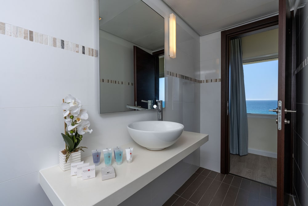 Sharon Hotel Herzliya