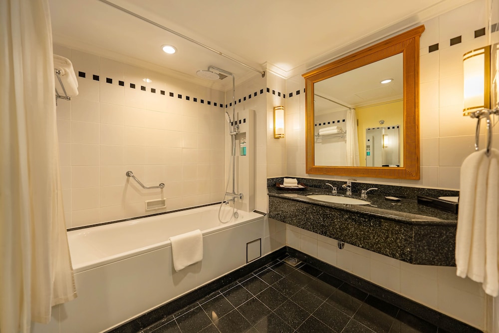Saigon Prince Hotel — photo 7