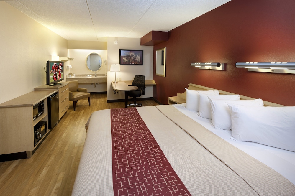 Red Roof Inn Louisville East - Hurstbourne