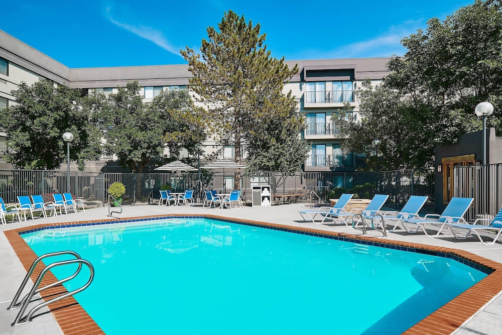 Four Points by Sheraton Salt Lake City Airport