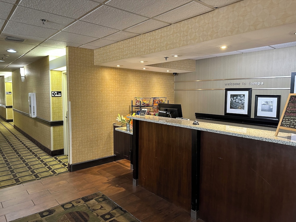 Spark by Hilton Tampa Brandon