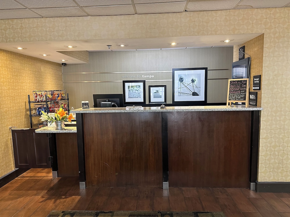 Spark by Hilton Tampa Brandon
