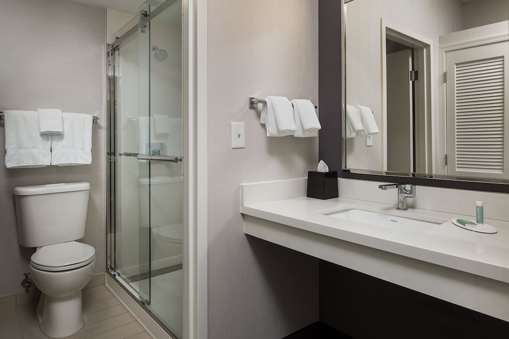 Courtyard Phoenix North by Marriott