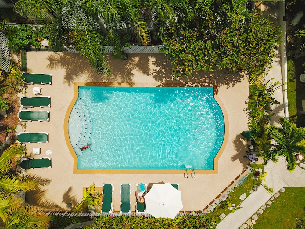 Bay View Suites Paradise Island photo 3