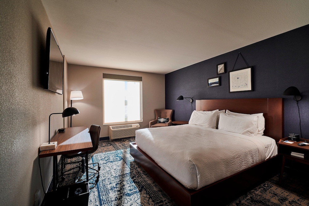 Four Points by Sheraton Cleveland-Eastlake