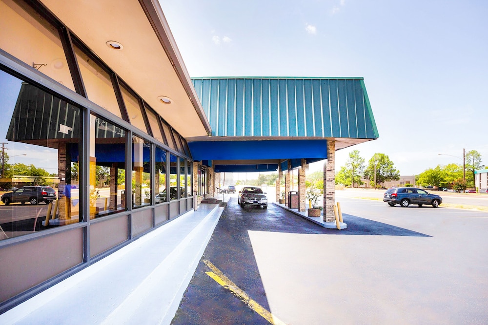 OYO Hotel Tyler Lindale