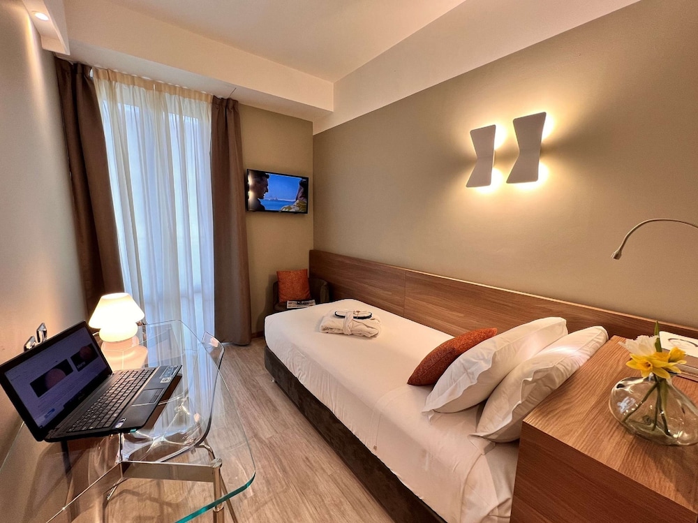 Best Western Hotel City photo 4