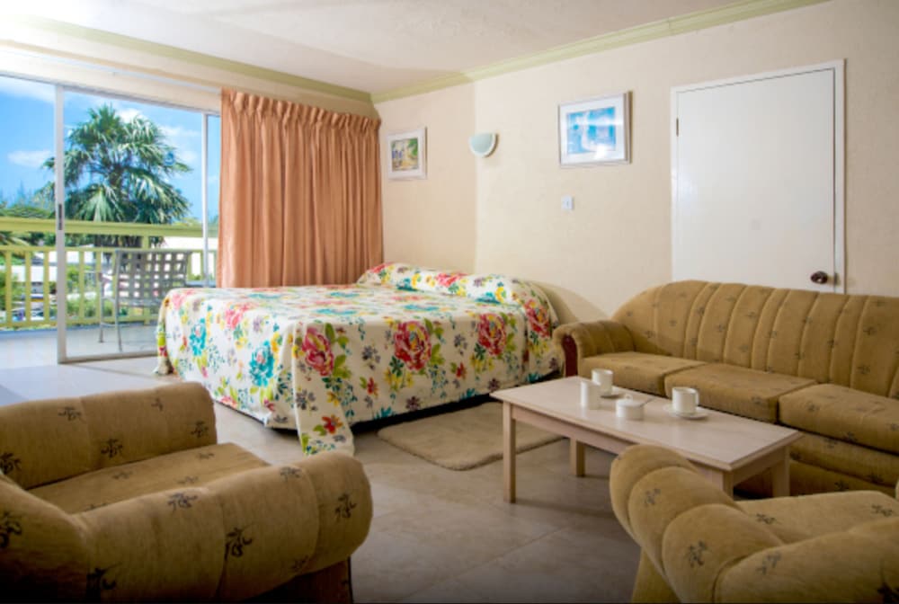 Golden Sands Hotel photo 3