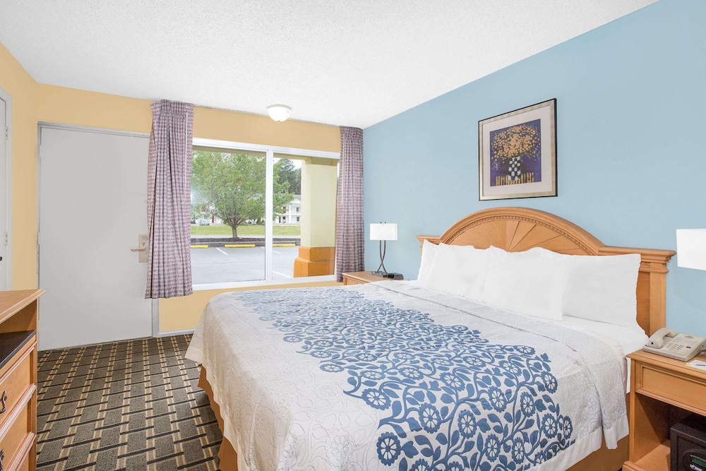 Days Inn by Wyndham Ruther Glen Kings Dominion Area