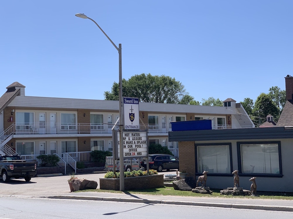 Sword Motor Inn