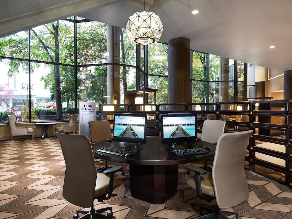 Sheraton Memphis Downtown Hotel