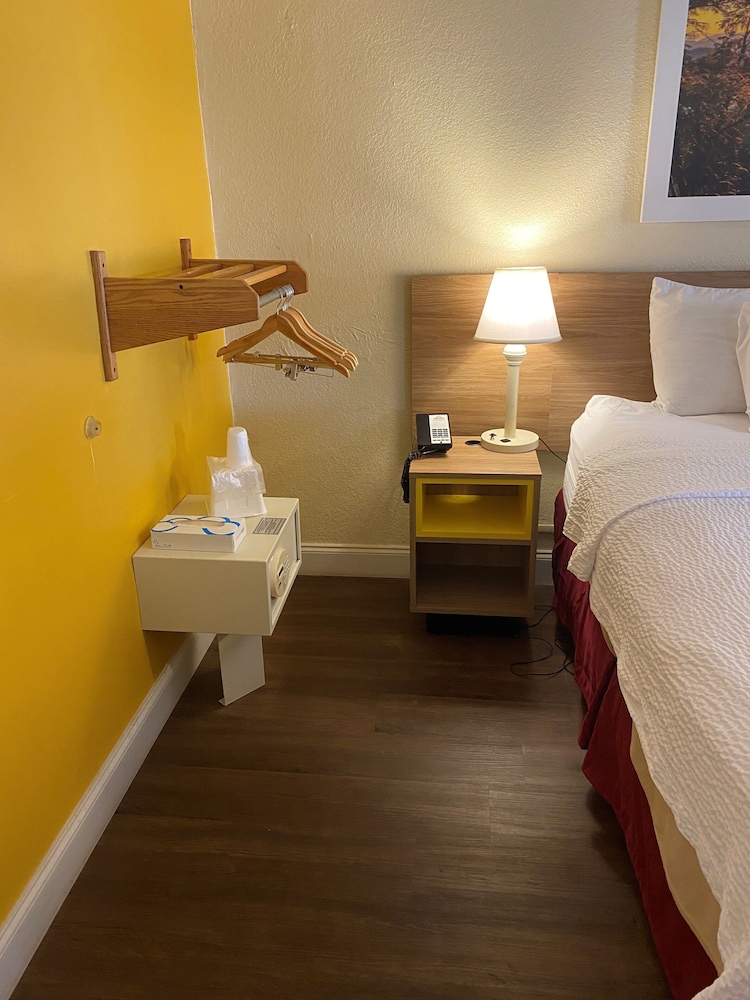 Days Inn by Wyndham St. Augustine I-95/Outlet Mall